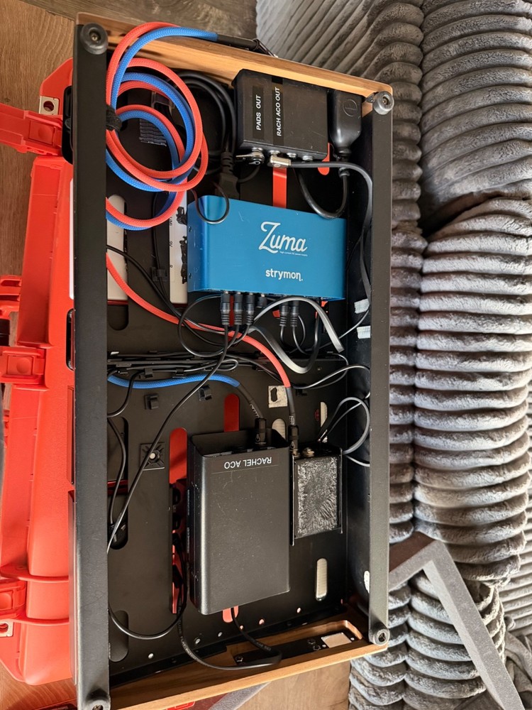 Tour Ready Pedalboard Rig