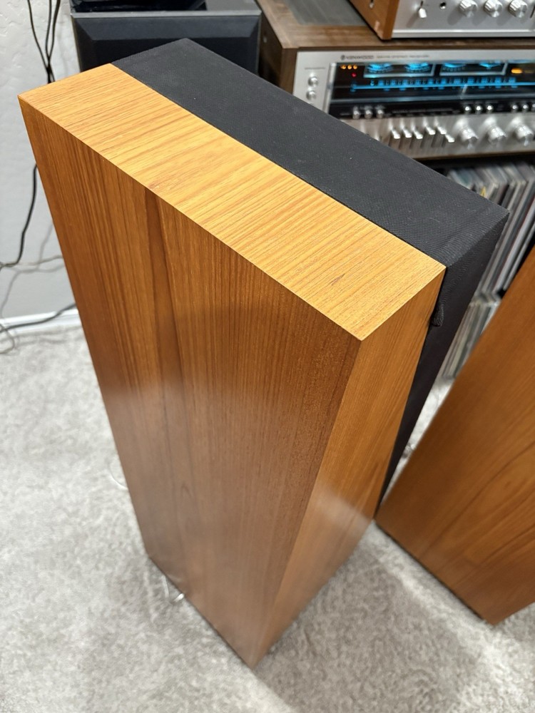 Thiel CS 3.5 Vintage Speakers Combo With Equalizer, Excellent Condition 🔥🔥🔥
