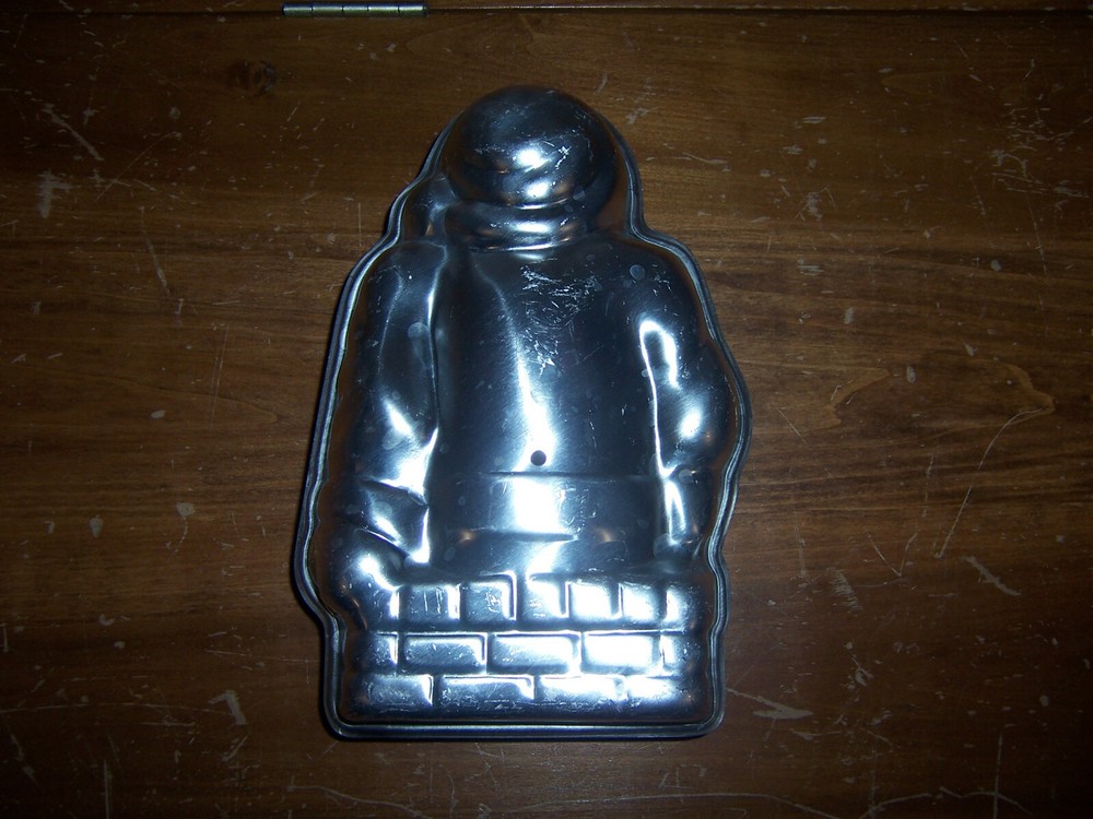 2 Piece Cake Pan 3D Santa Claus Mold