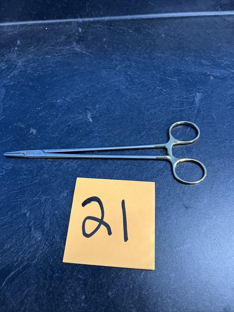 AESCULAP NEEDLE HOLDER USED GERMANY BMO19R