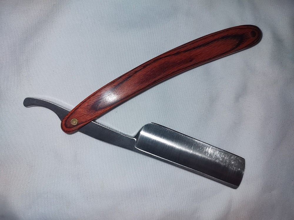 Straight Edge Barber Razor - Wooden Handle - Straight Blade