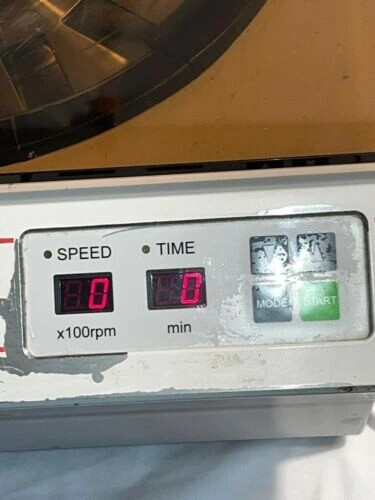 Sakura 4325 Cyto-Tek Centrifuge