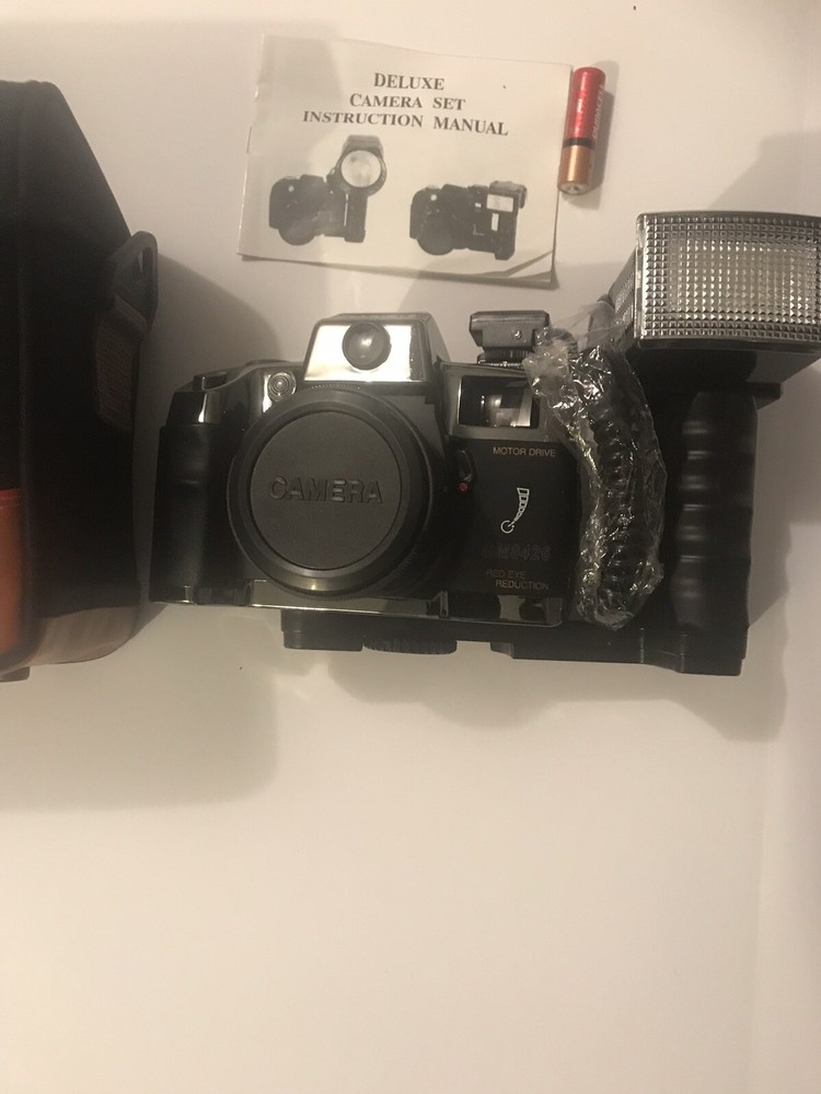 DELUXE OLYMPIA CAMERA SET GM8426