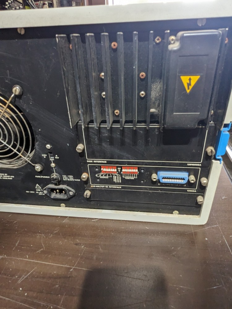 Solartron Schlumberger 1201 FFT Spectrum Analyzer