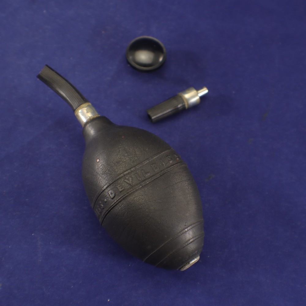 DeVilbiss Atomizer Number 16 Adjustable Tip in Original Box not working Vintage