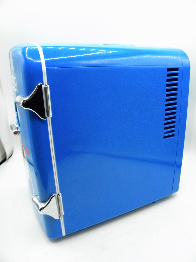 Pepsi Compact Portable Mini Cooler Mini Fridge 6 Can NEW
