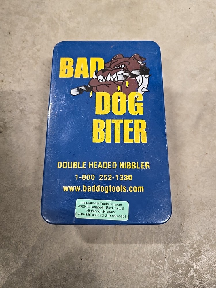 Bad Dog Biter - Double Headed Nibbler with Box and Accessories