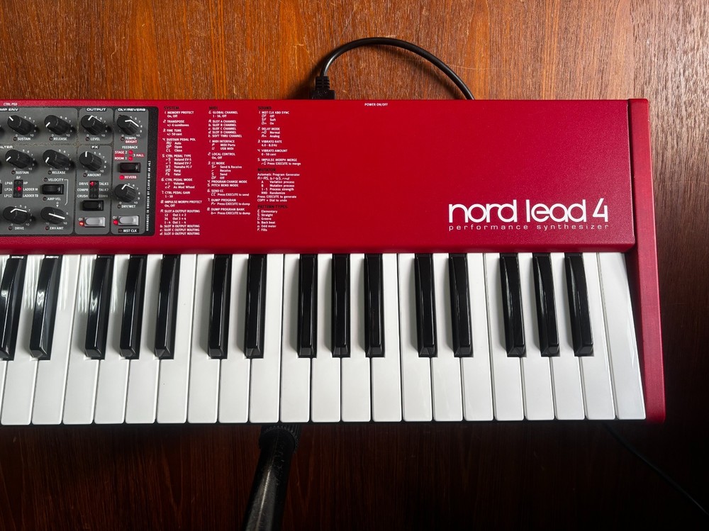 Nord Lead 4 Analog Modeling Synthesizer w/ bag