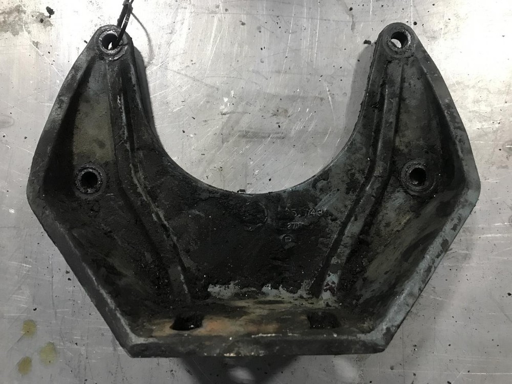 Detroit 60 SER 12.7 Engine Mount - Used
