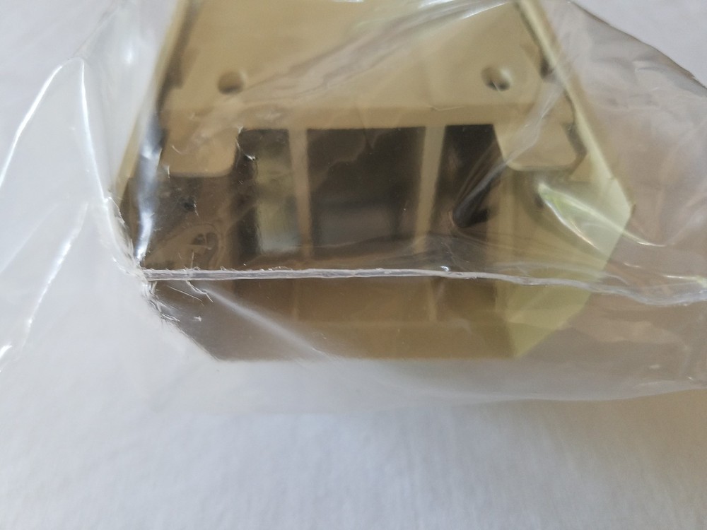 T45ICEI Panduit T-45 Inside Corner Fitting Electric Ivory