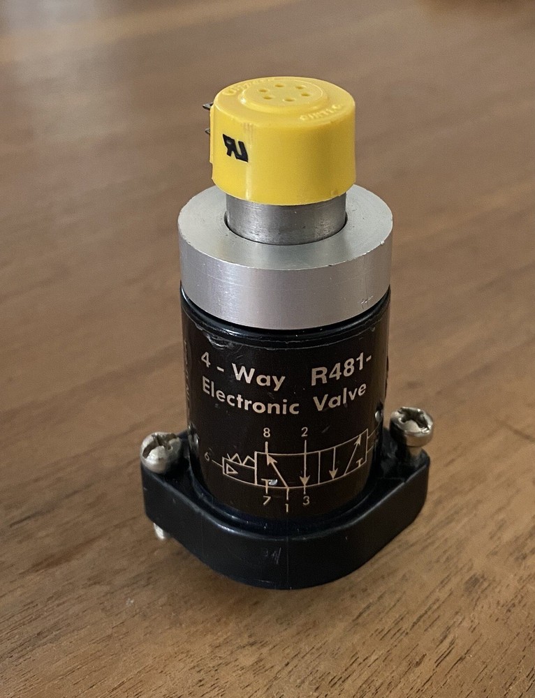 CLIPPARD 4-WAY SPRING RETURN, ELECTRONIC VALVE - 24V DC