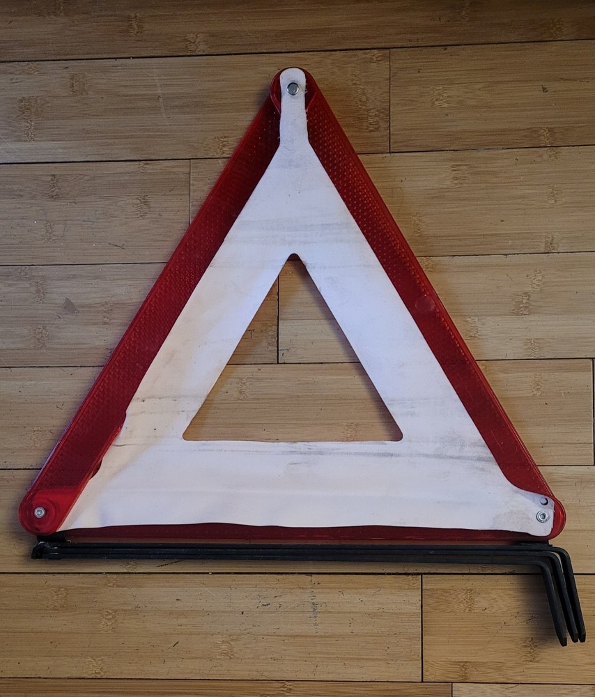 Vehicle Emergency Breakdown Safety Warning Reflective Folding Hazard Triangle