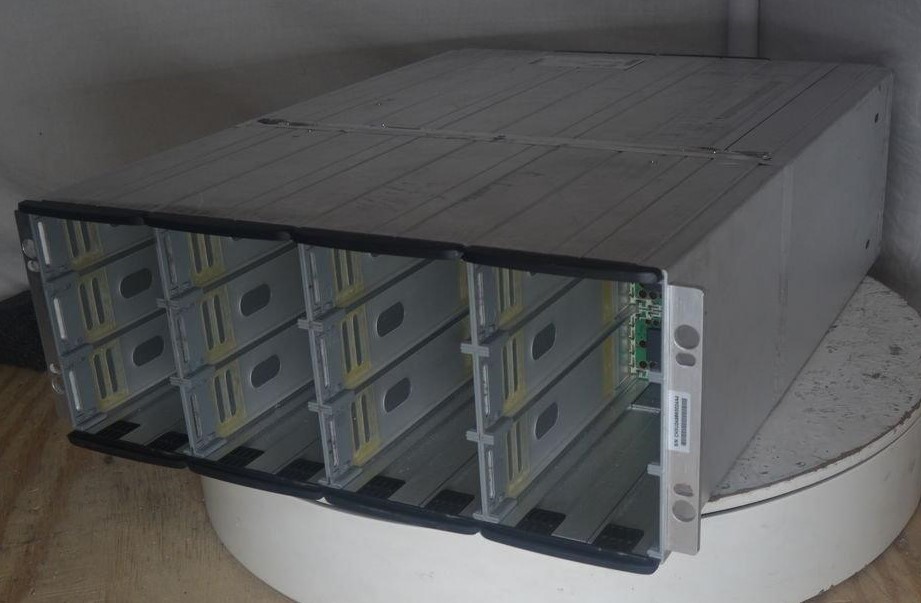 Generic SS-ENC-FC 28647-01 FC Array Enclosure Chassis SEE NOTES
