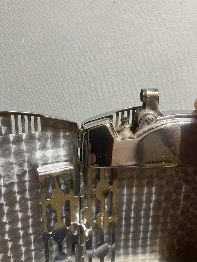 Vintage 1950’s Ronson Cigarette Lighter Cigarette Case Combo.