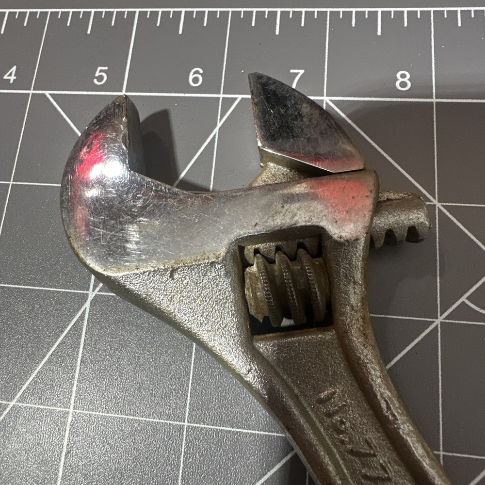 Irega No. 77 10-Inch Adjustable Wrench