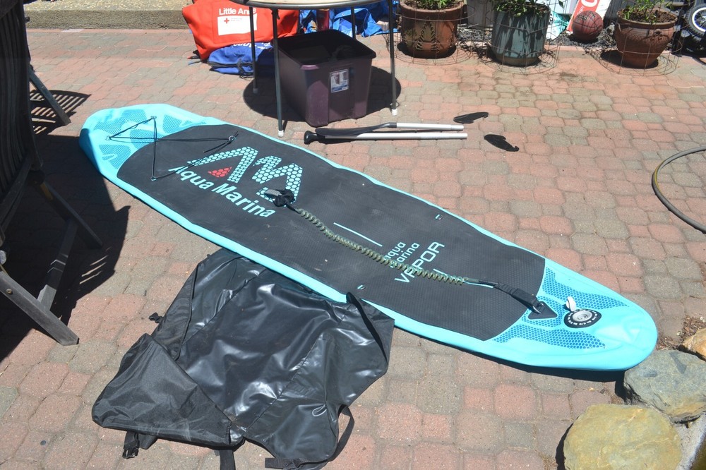 AQUA MARINA INFLATABLE PADDLE BOARD VAPOR