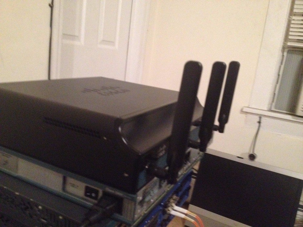 Cisco 1941W-A/K9 Wireless Lan Integrated Services Modular Router