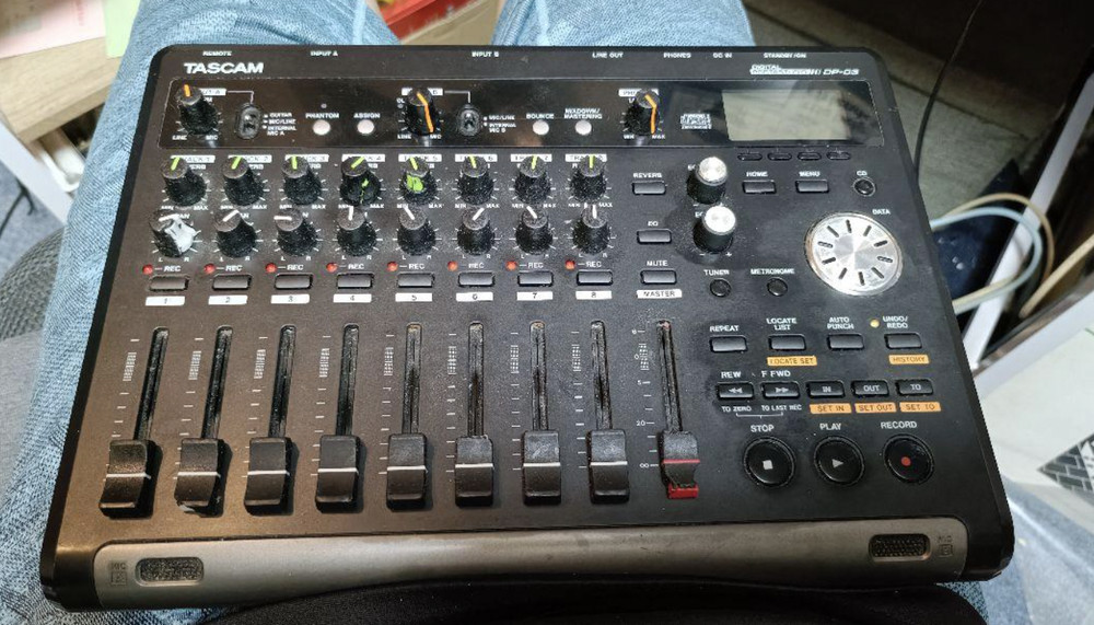 TASCAM Digital DP-03 "Working"8 Tracks Multi Track Recorder No Adapter