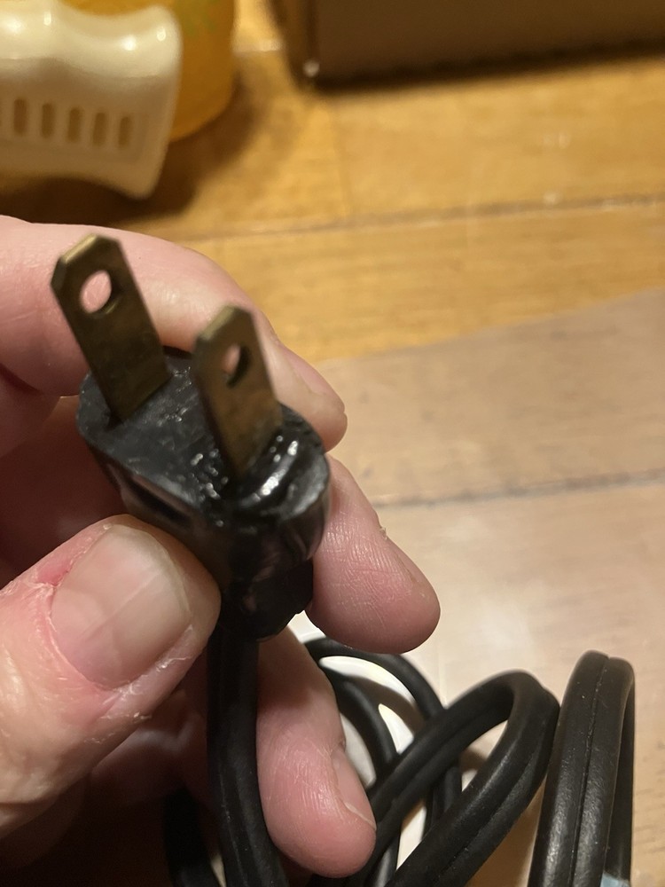 Vintage Small Appliance Leviton Cord