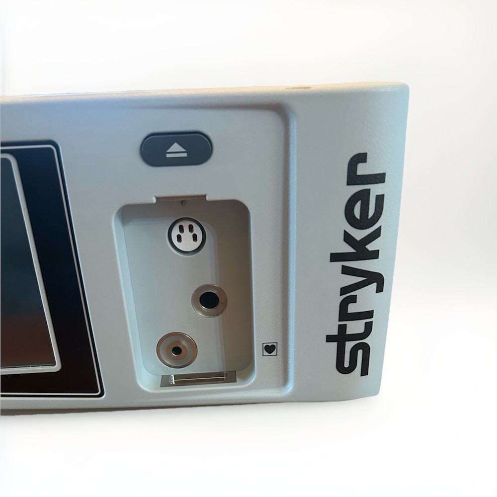 Stryker Pneumoclear Plus FM 300 CO2 Conditioning Insufflator 0620050000