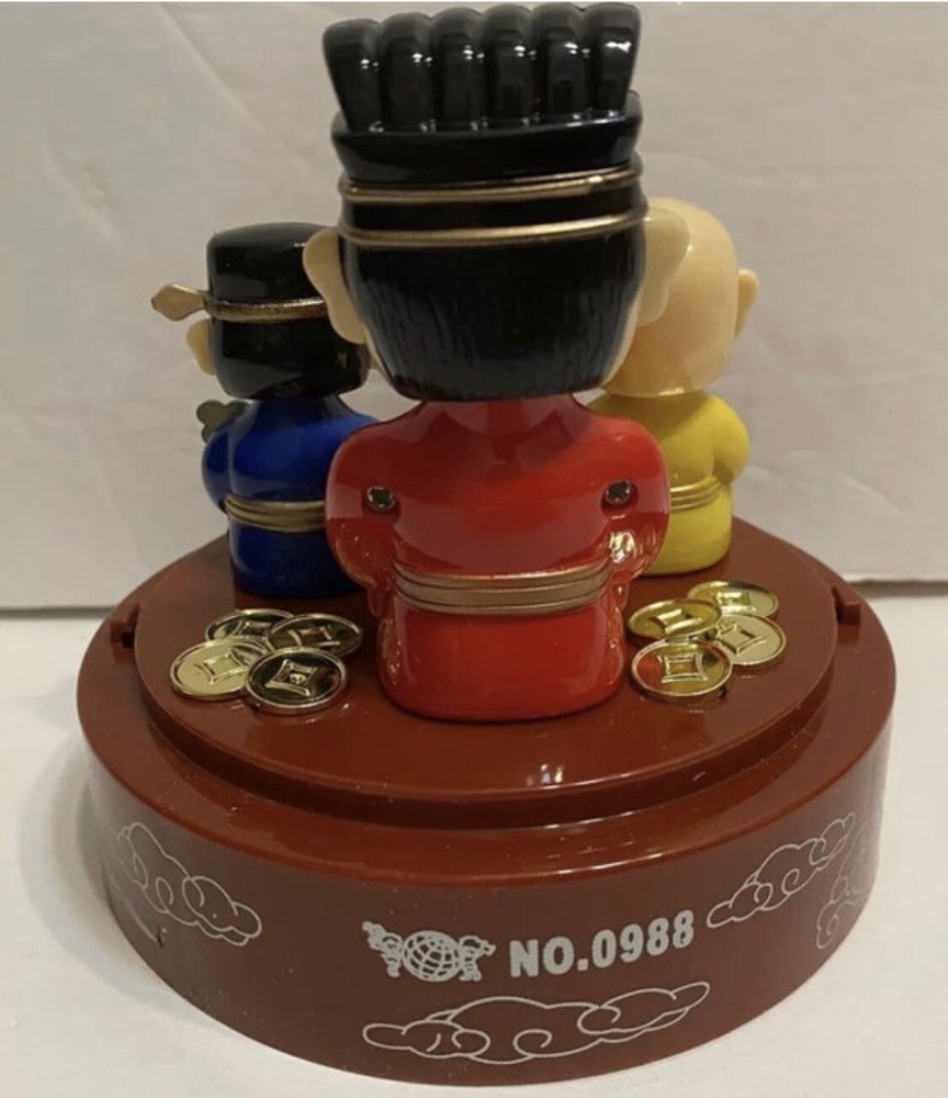 Solar powered 3 FORTUNE GODS Figuire 4.5”H