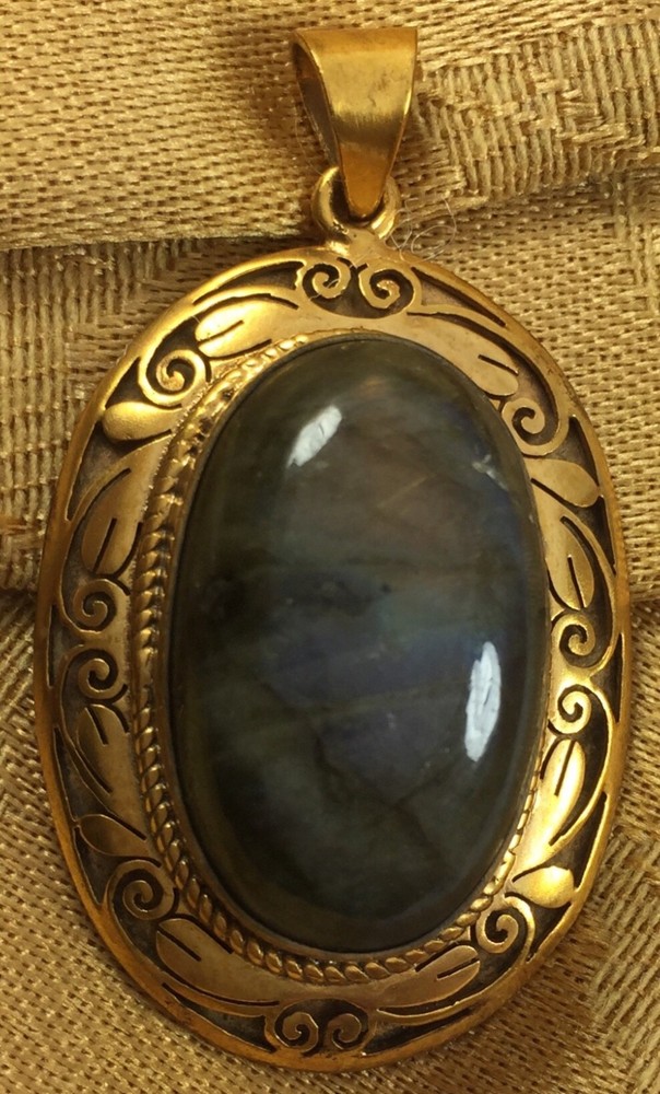 Handmade gold plated pendant women