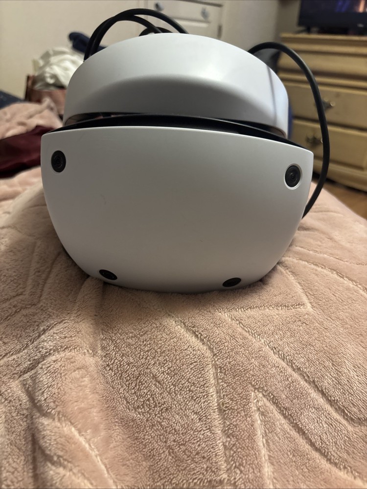 PlayStation VR2 Virtual Reality Headset with Controllers