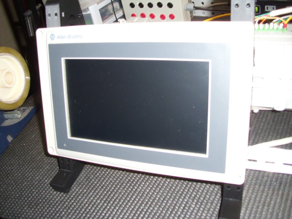 Allen-Bradley Micro850 Programmable CCW PLC Trainer Kit with Panelview 800