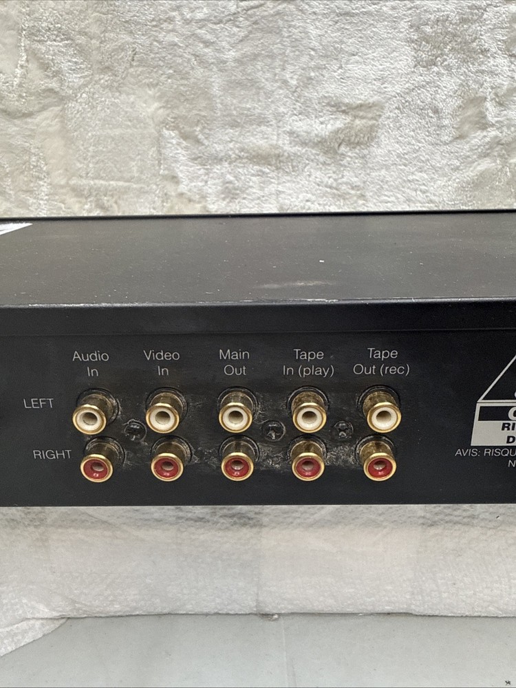 Audiosource EQ 100 Graphic Equalizer and Spectrum Analyzer UnTested