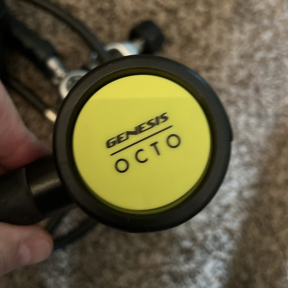 SCUBAPRO MK16 / S550 REGULATOR WITH AERIS DIVE COMPUTER & COMPASS - UNTESTED