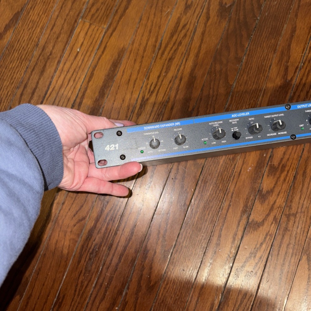 Symetrix 421 AGC Downward Expander Leveler Limiter Rack Mount Tested Powers On