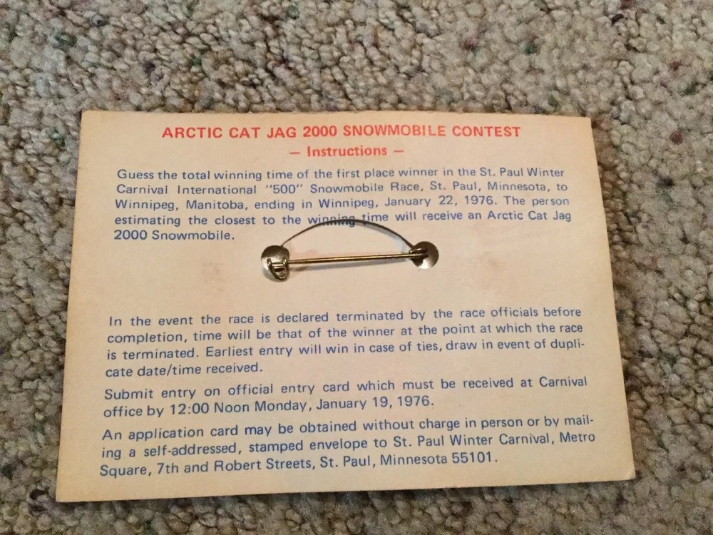 Vintage St. Paul Minnesota 1976 Centennial Winter Carnival Button