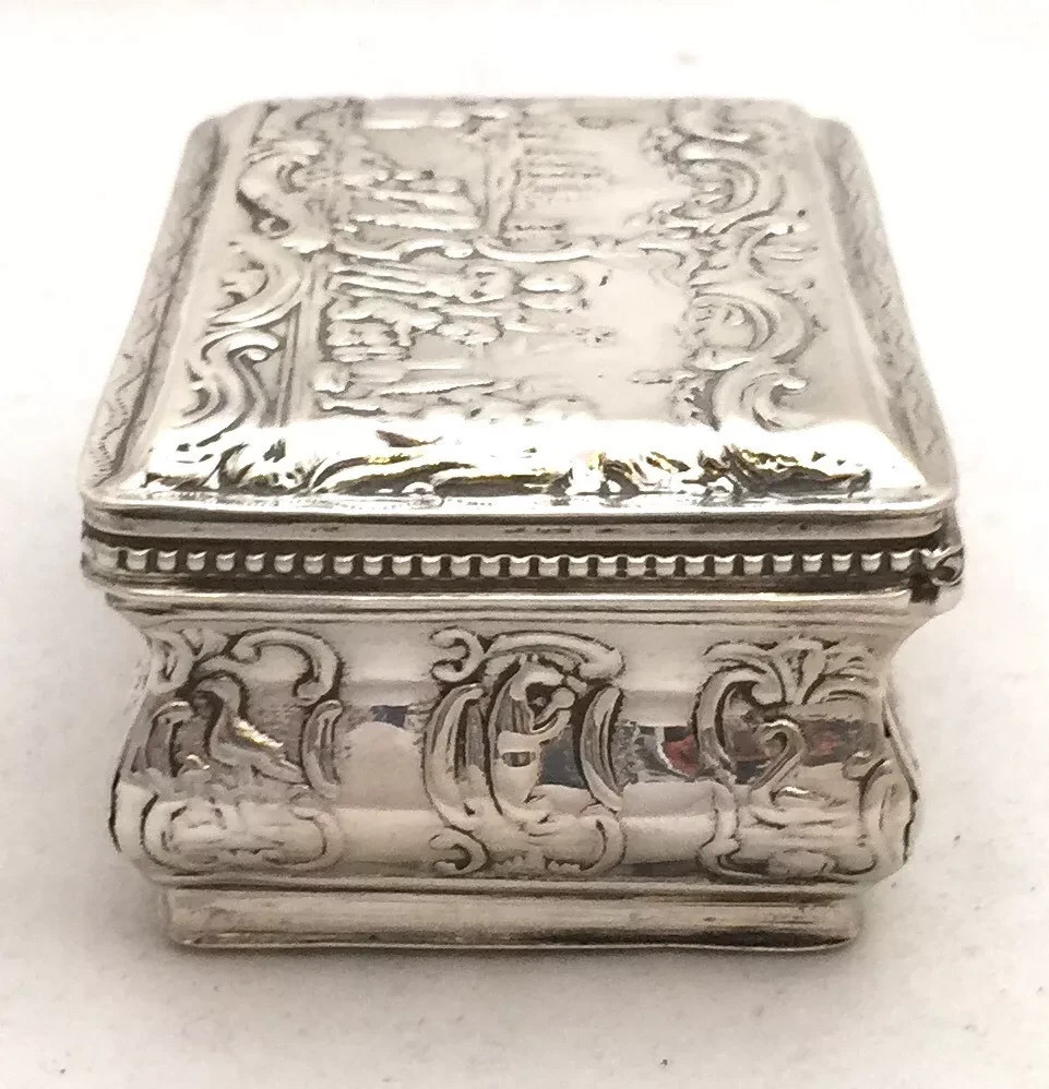 Dutch with London Import Hallmarks Sterling Solid Silver Snuff Box 1892 98.5g