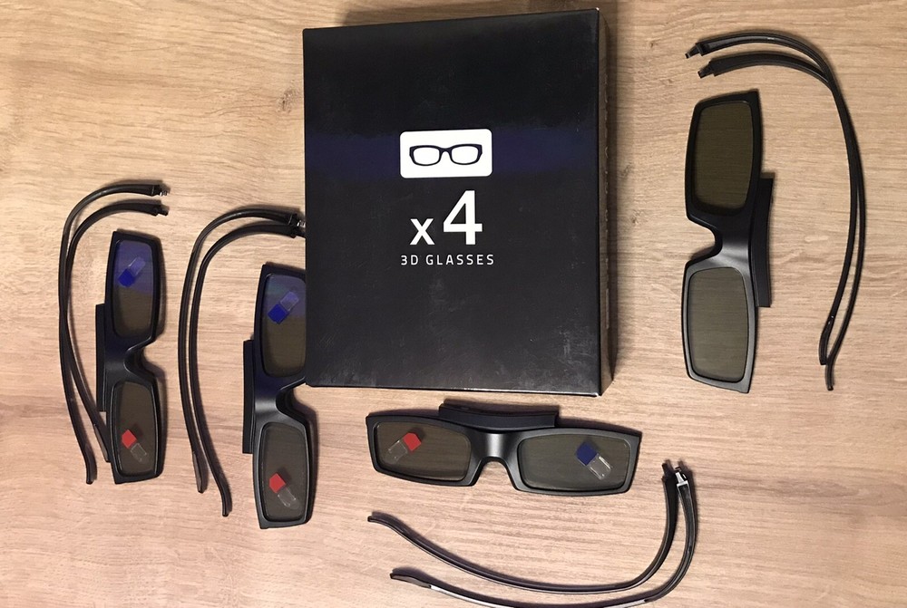 (4) Samsung Model # SSG-5100GB 3D active  glasses with box
