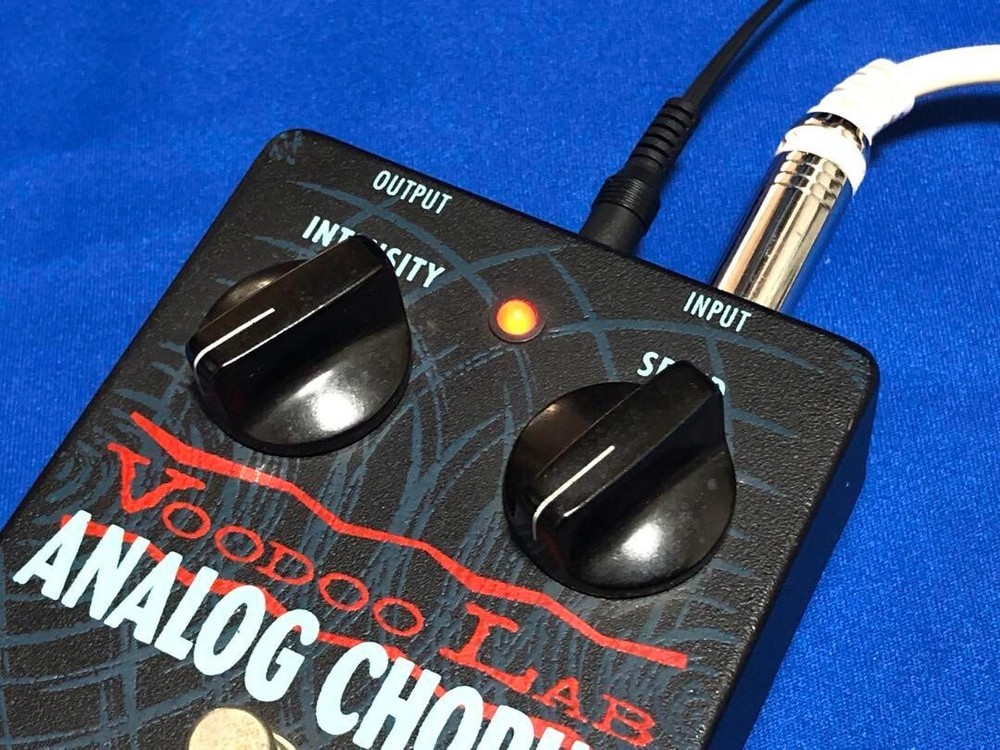 Voodoo Lab Analog Chorus Guitar Effects Pedal - True Bypass, Compact Design