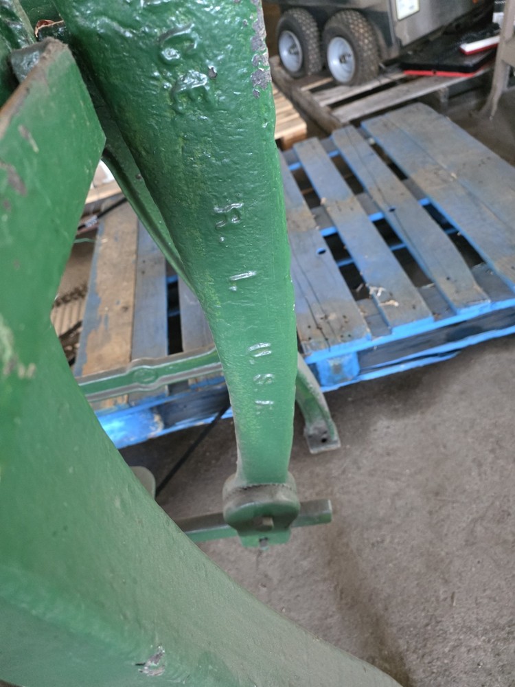 Excelsior Kick Press Cast Iron - FREE FREIGHT