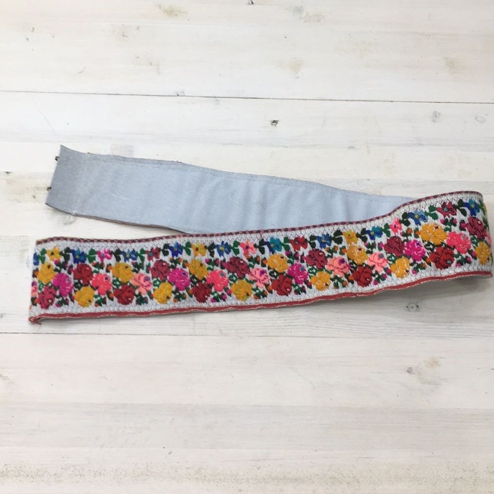 Handmade vintage woven floral adjustable size belt
