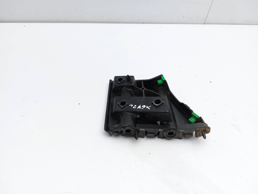 FRONT LEFT BUMPER BRACKET MOUNT SUPPORT 31425110 VOLVO V40 2016