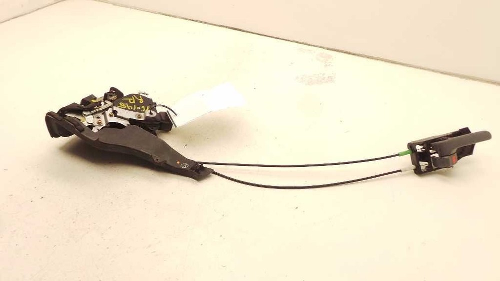 01 02 03 04 05 RAV 4 PASSENGER REAR LATCH ACTUATOR ASSEMBLY