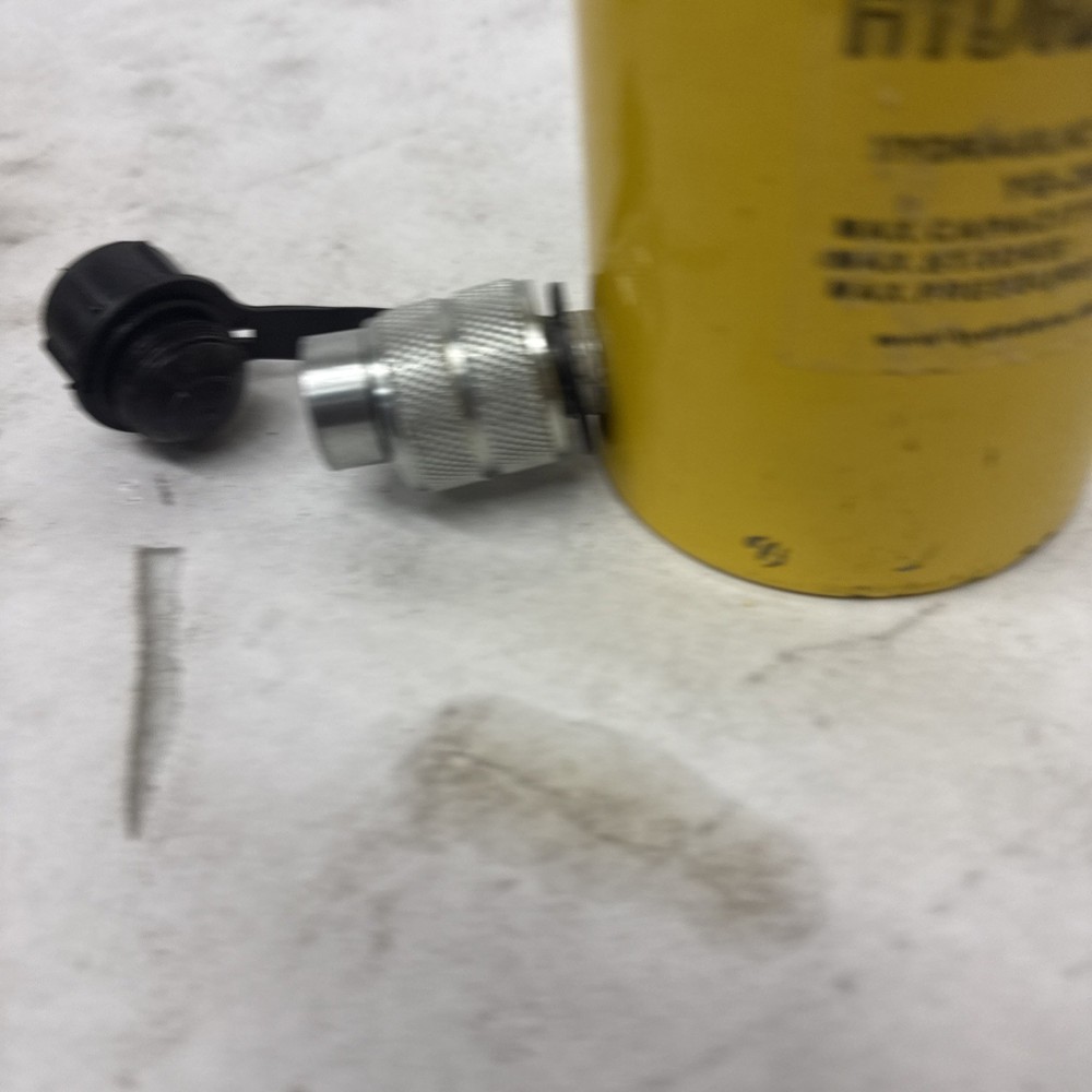 Single-acting Cylinder with Lock nut (20tons 2") (YG-2050LS)