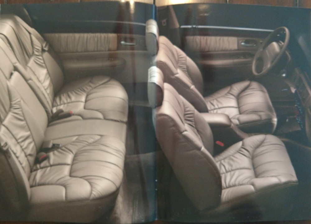1994 Chrysler LHS Showroom Brochure 94