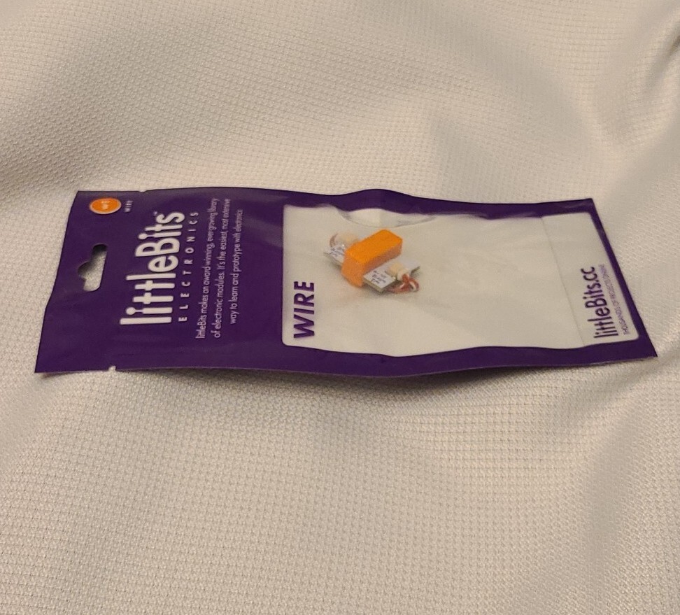 New And Sealed LITTLEBITS ELECTRONICS w1 wire