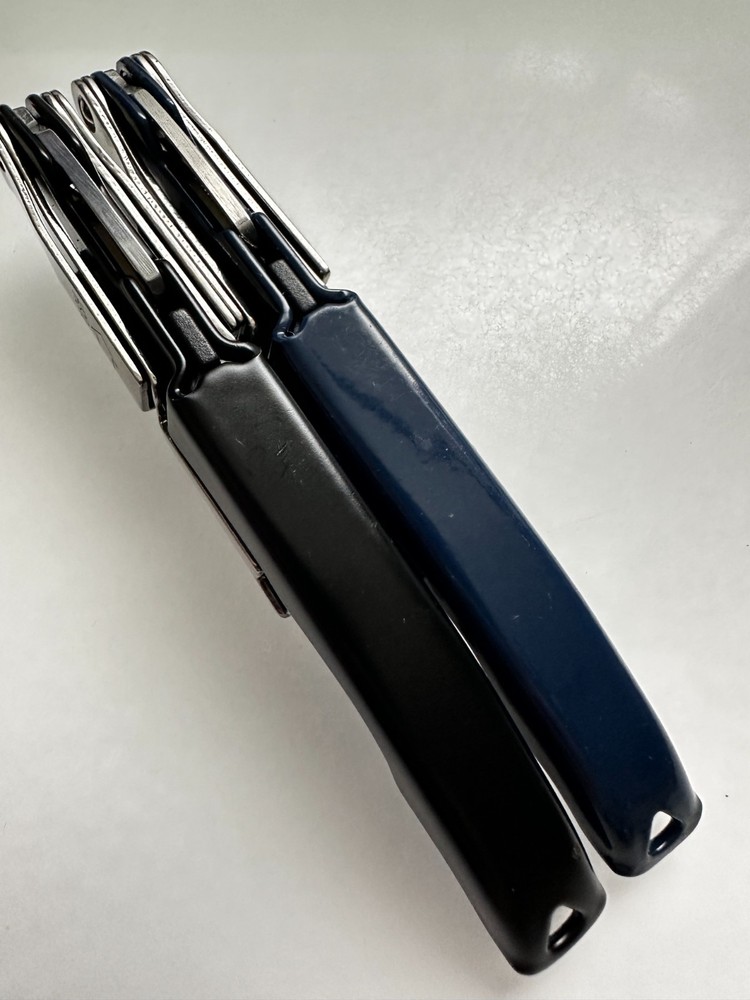 (2) RABBIT Black / Navy Blue Zippity 2-Step Waiters Corkscrews Wine Key Openers