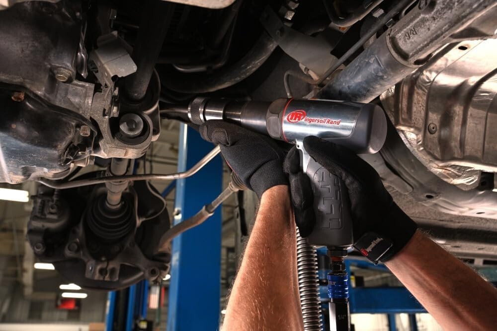 Fast-Paced Long Barrel Air Hammer: Quick Change Retainer & Shock-Reduction Grip
