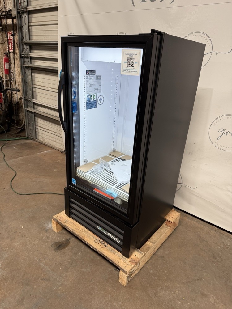 True GDM-08 Commercial Refrigerator