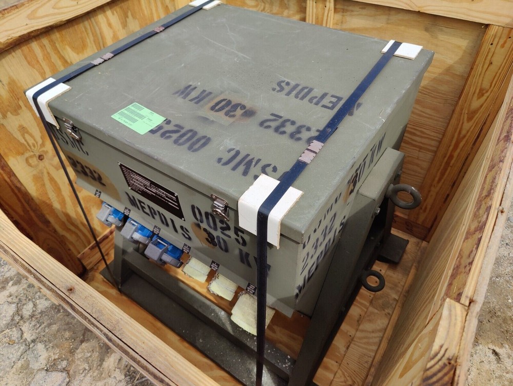 US Generator Distribution System 835024A Mobile Electric Power