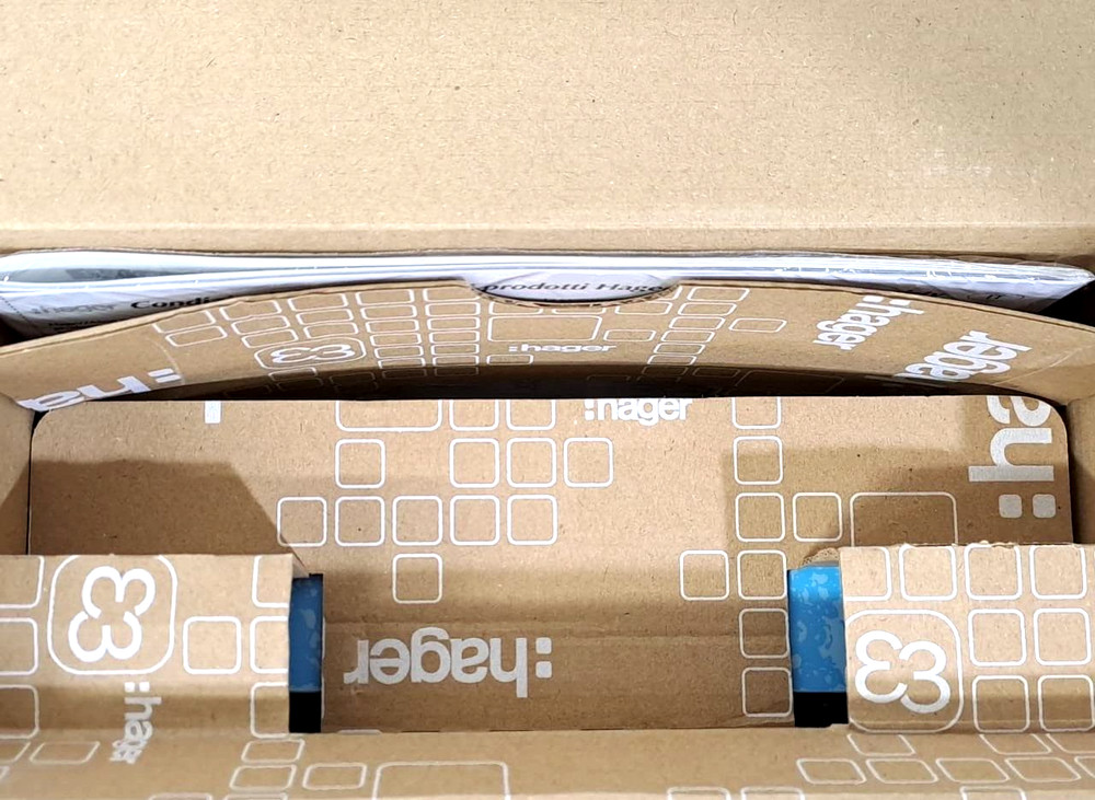 HAGER RLC332T CONTROL PANEL - 3 GROUPS - 25 DETECTORS