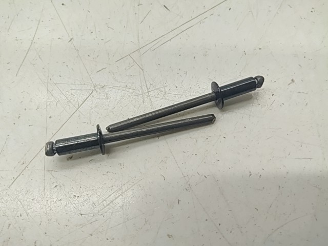 Pop Rivet 5/32 Qty 2 - 2000 POLARIS NOS
