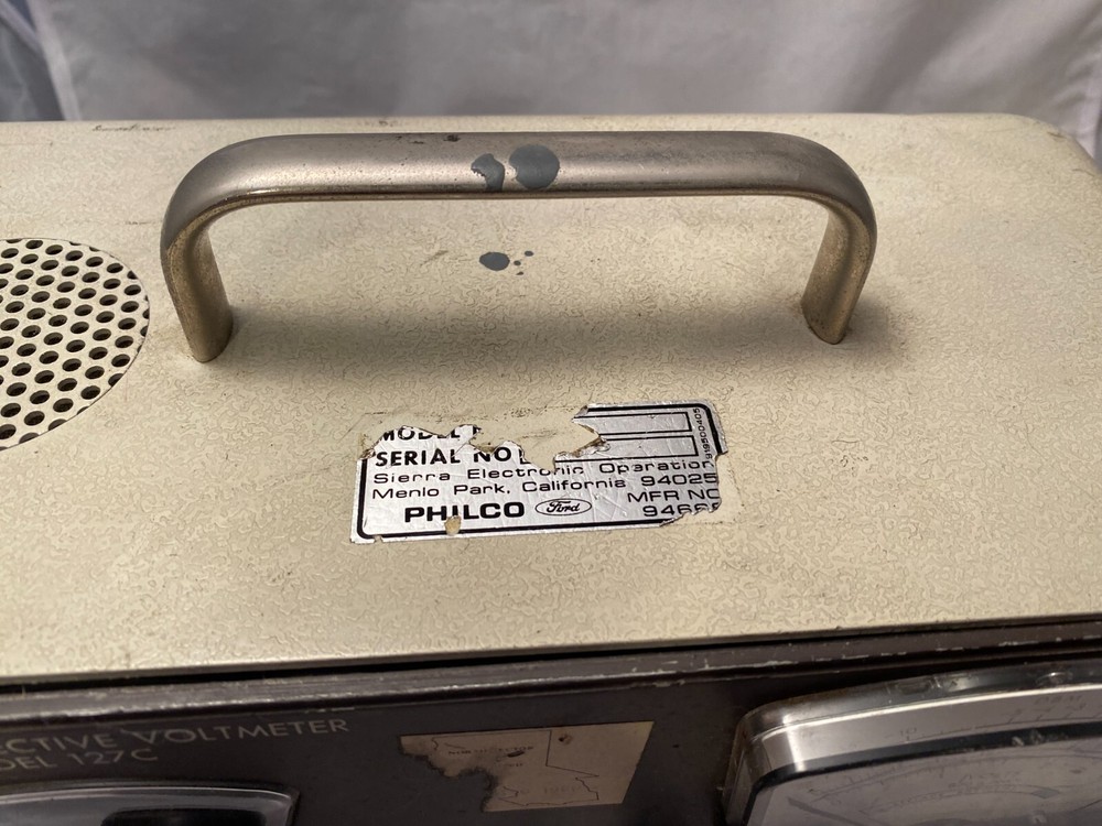Philco Sierra Electronics Frequency Selective Voltmeter Model 127C Vintage Meter