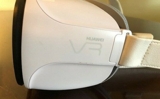Huawei Virtual Reality VR headset. Leather Strap, Remote - Developers Edition!